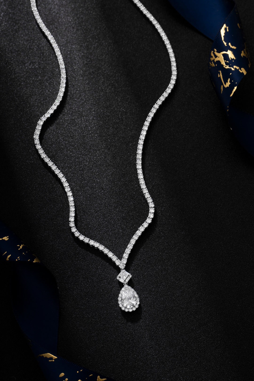 Pt900 Lab Grown Diamond Necklace