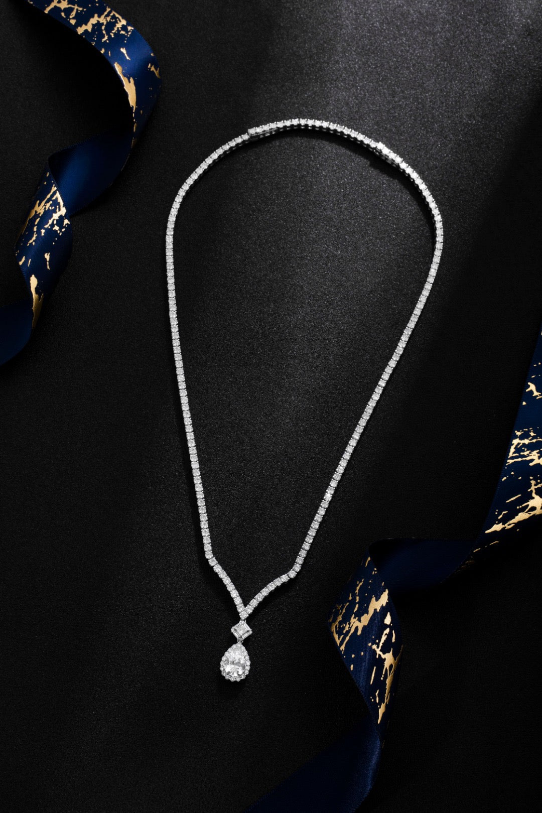 Pt900 Lab Grown Diamond Necklace