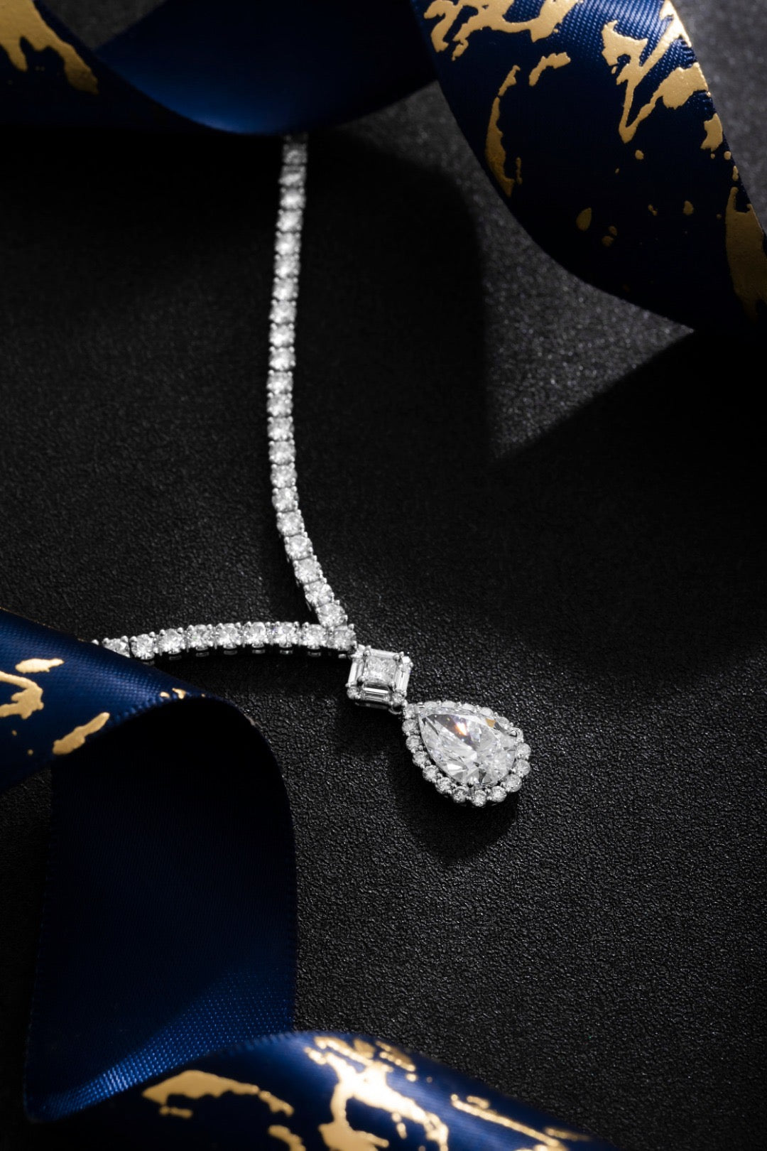 Pt900 Lab Grown Diamond Necklace