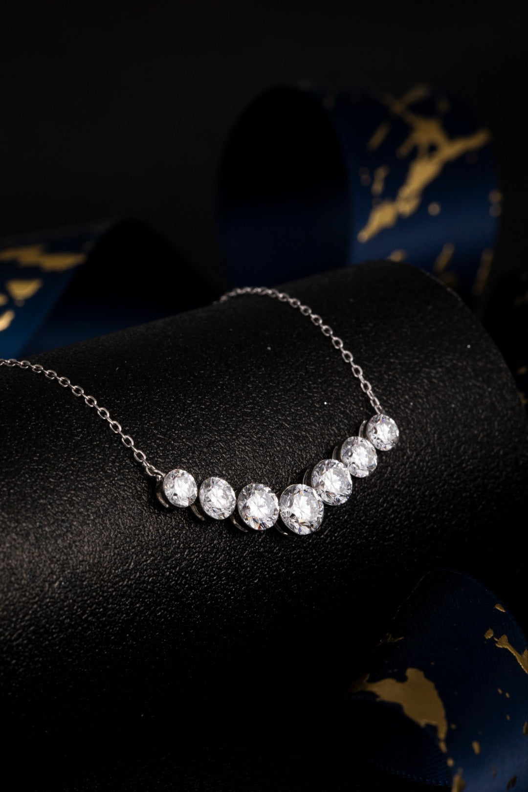 Pt950 Lab Grown Diamond Necklaces