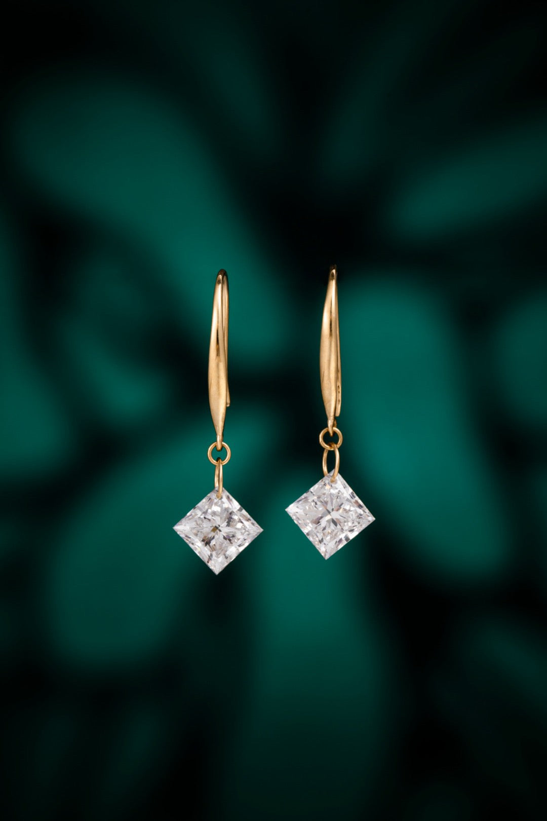 18K Lab Grown Diamond Earrings