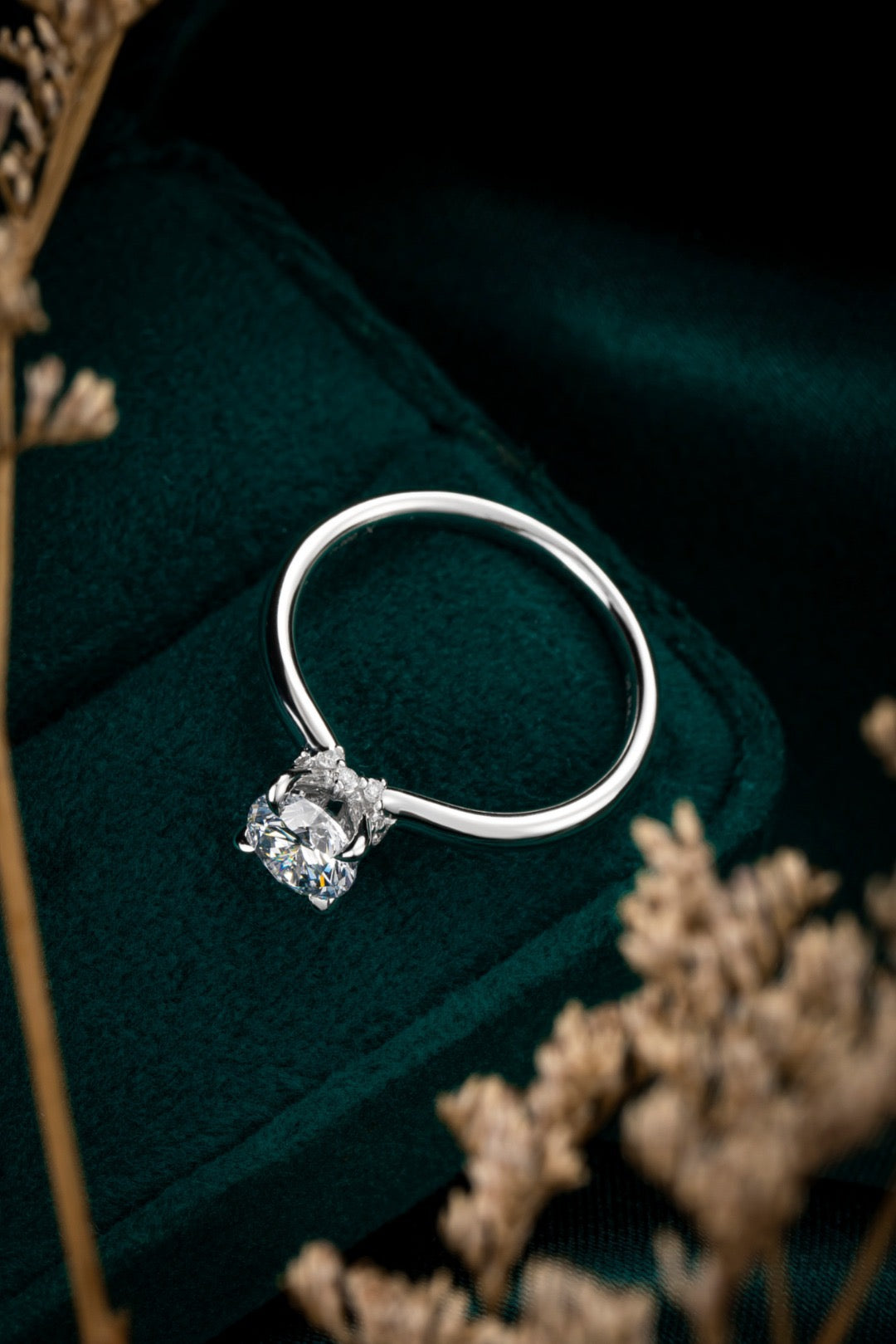 Pt900 Lab Grown Diamond Ring