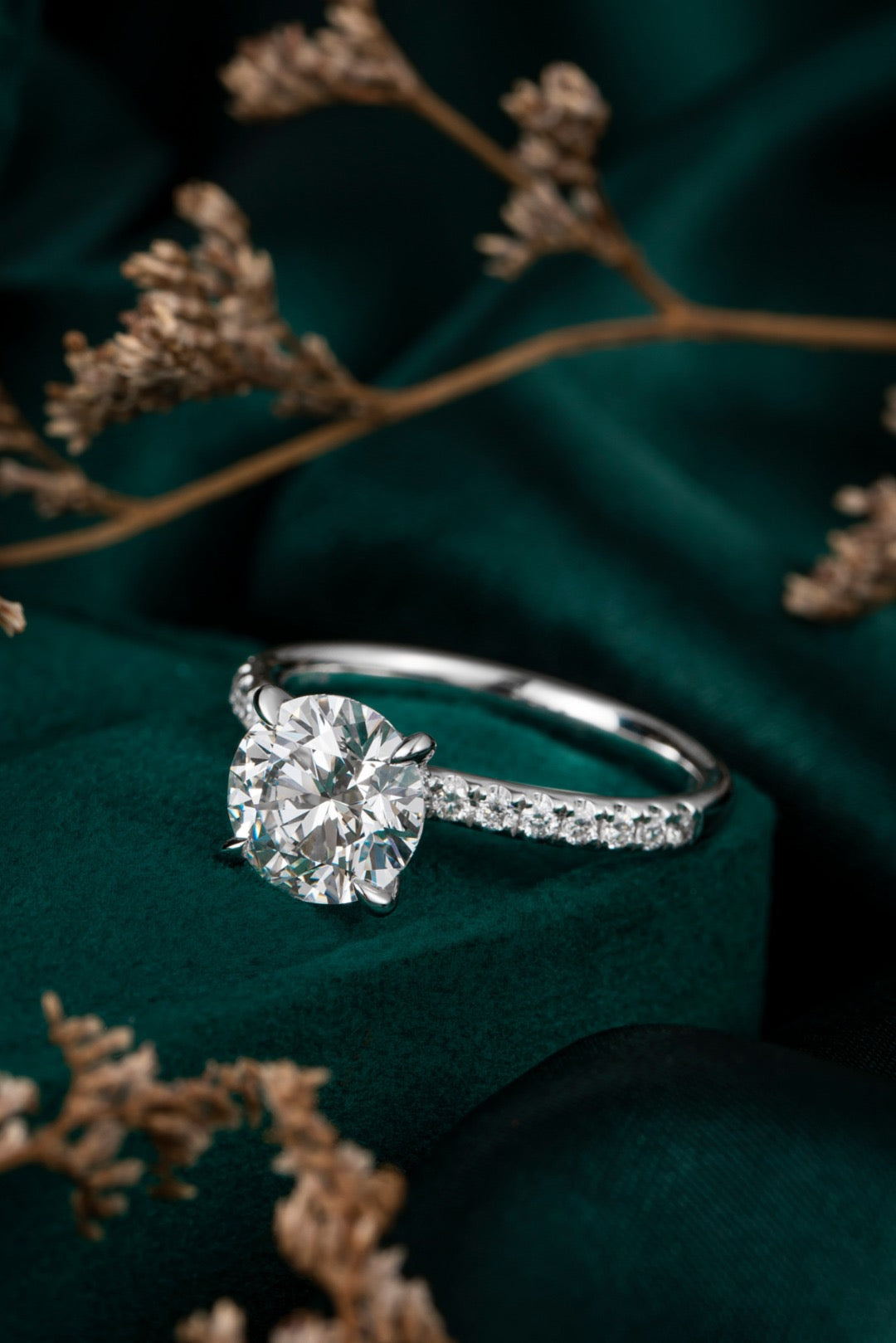 Pt900 Lab Grown Diamond Ring