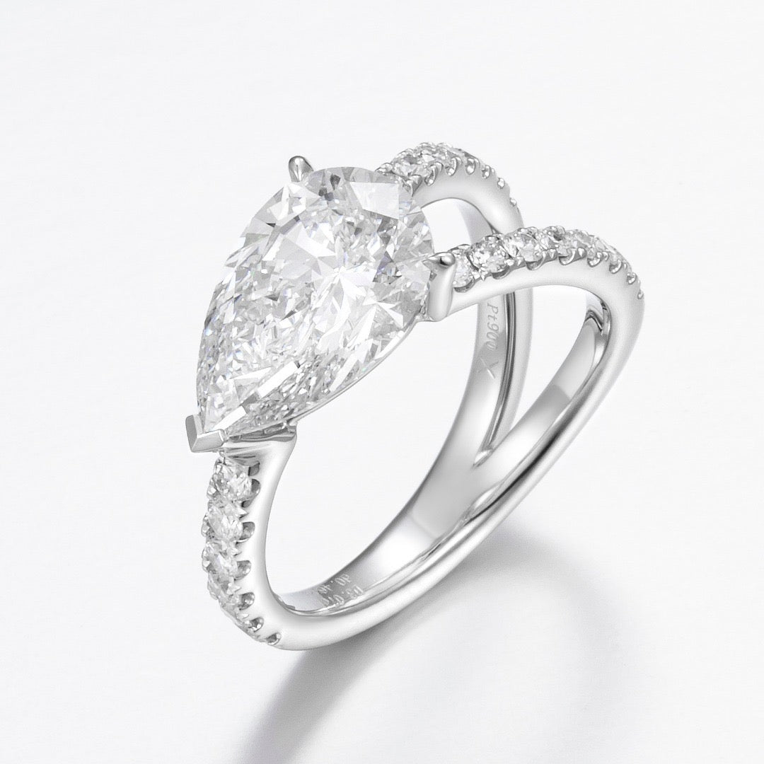 Pt900 Lab Grown Diamond Ring