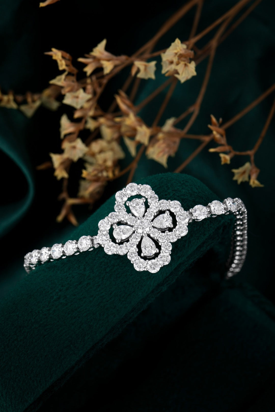Pt900 Lab Grown Diamond Bracelet