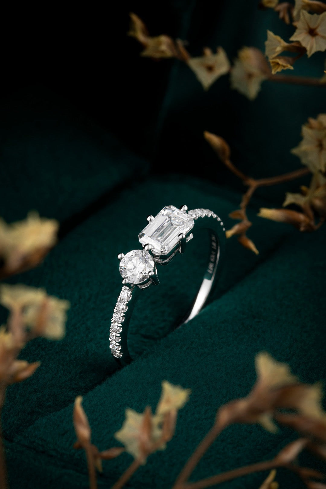 Pt900 Lab Grown Diamond Ring