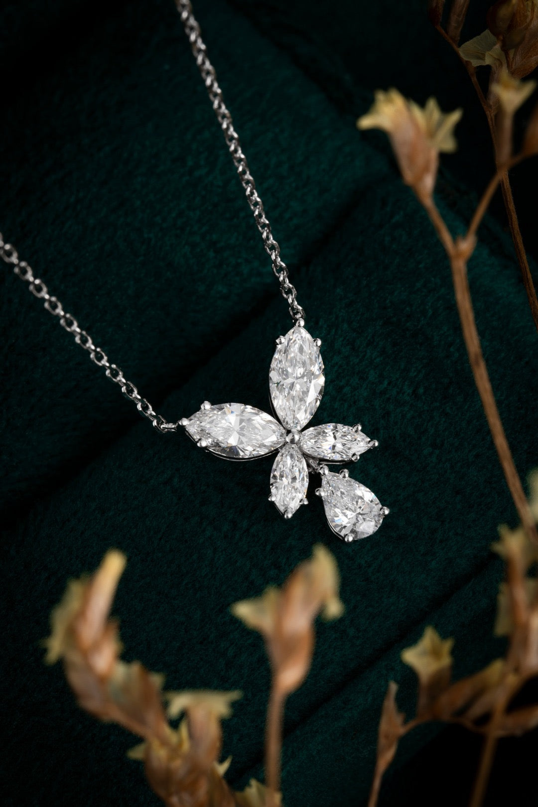 Pt950 Lab Grown Diamond Necklace