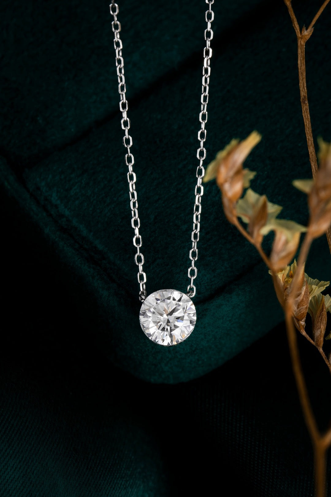 Pt950 Lab Grown Diamond Necklaces