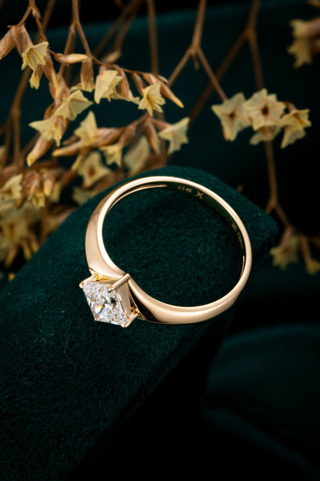 14K Lab Grown Diamond Ring