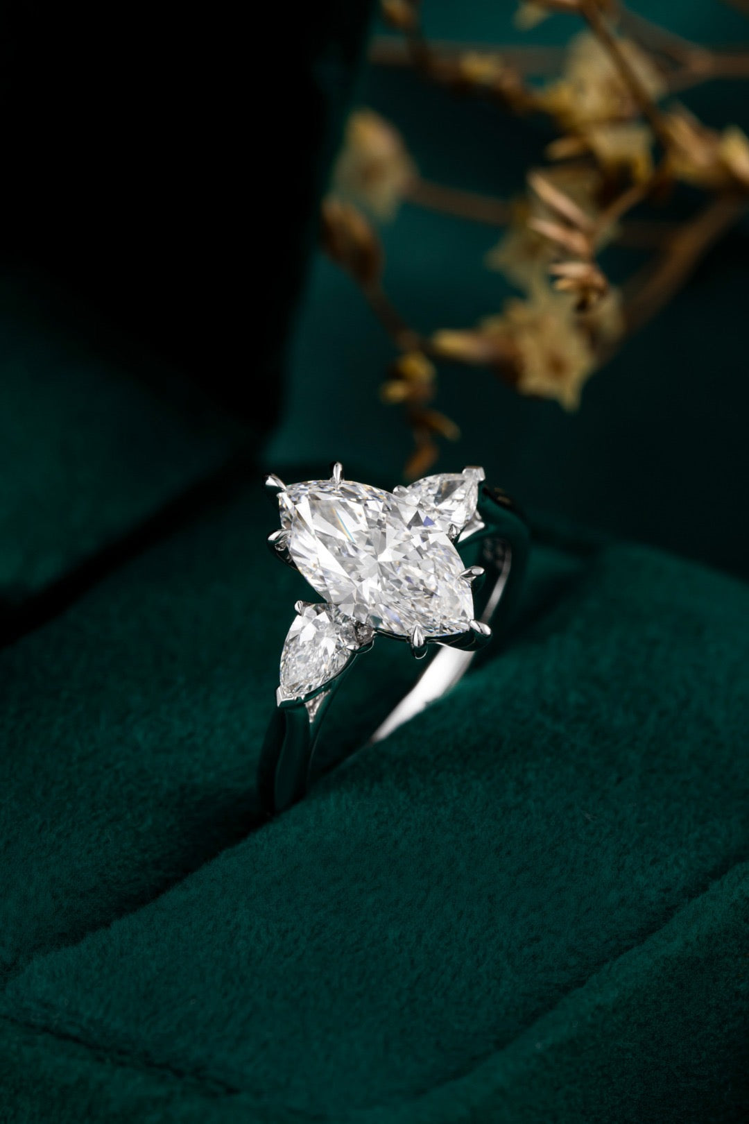 Pt900 Lab Grown Diamond Ring 2.0CT