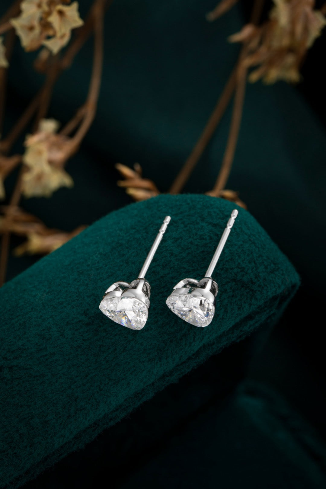 Pt950 Lab Grown Diamond Earrings 0.70CT