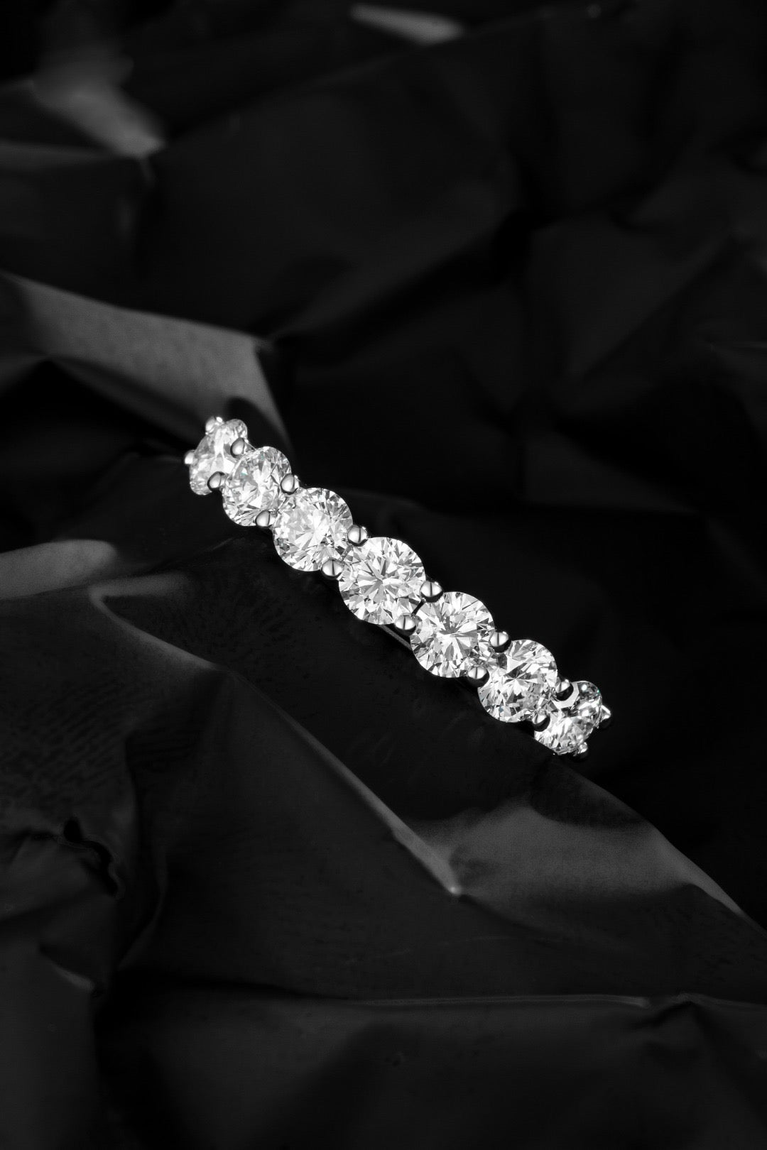 18K Lab Grown Diamond Ring