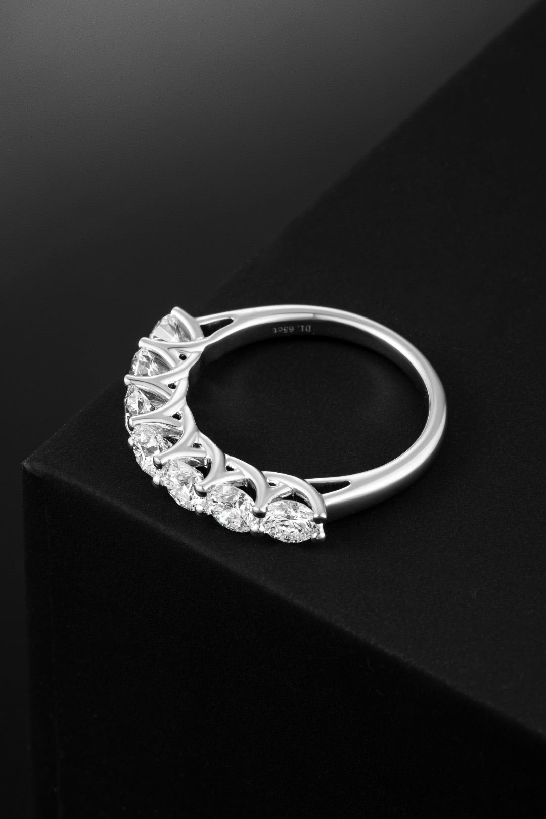 18K Lab Grown Diamond Ring