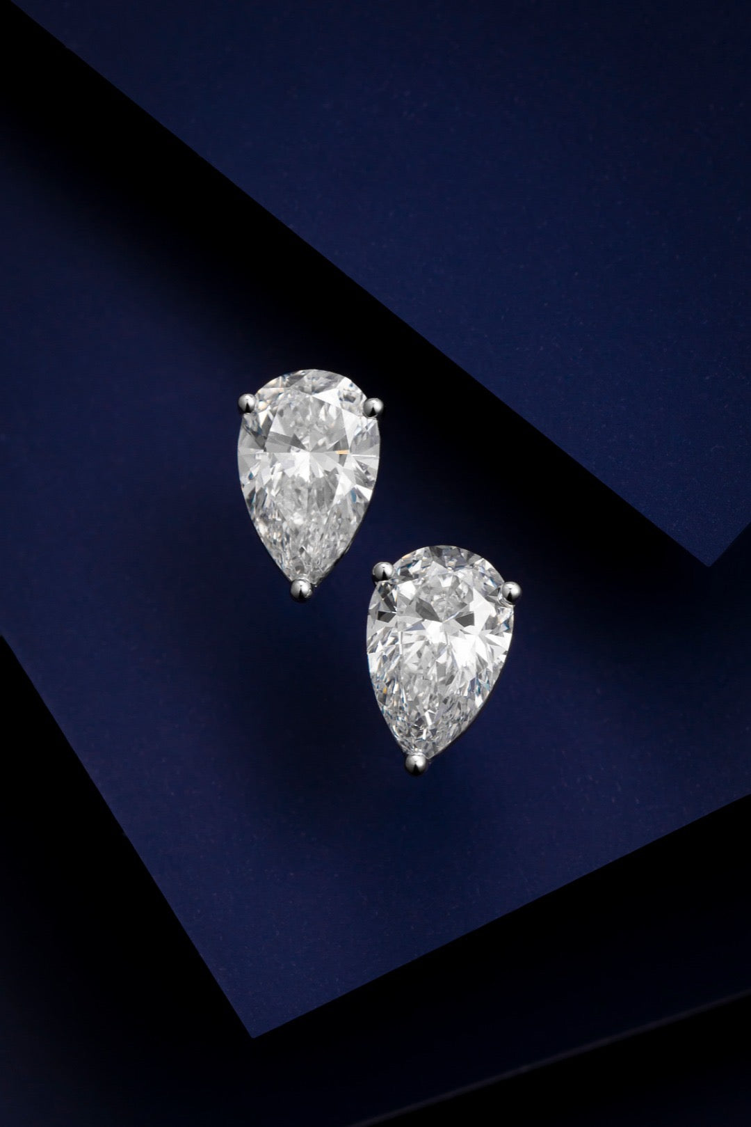 Pt900 Lab Grown Diamond Earrings