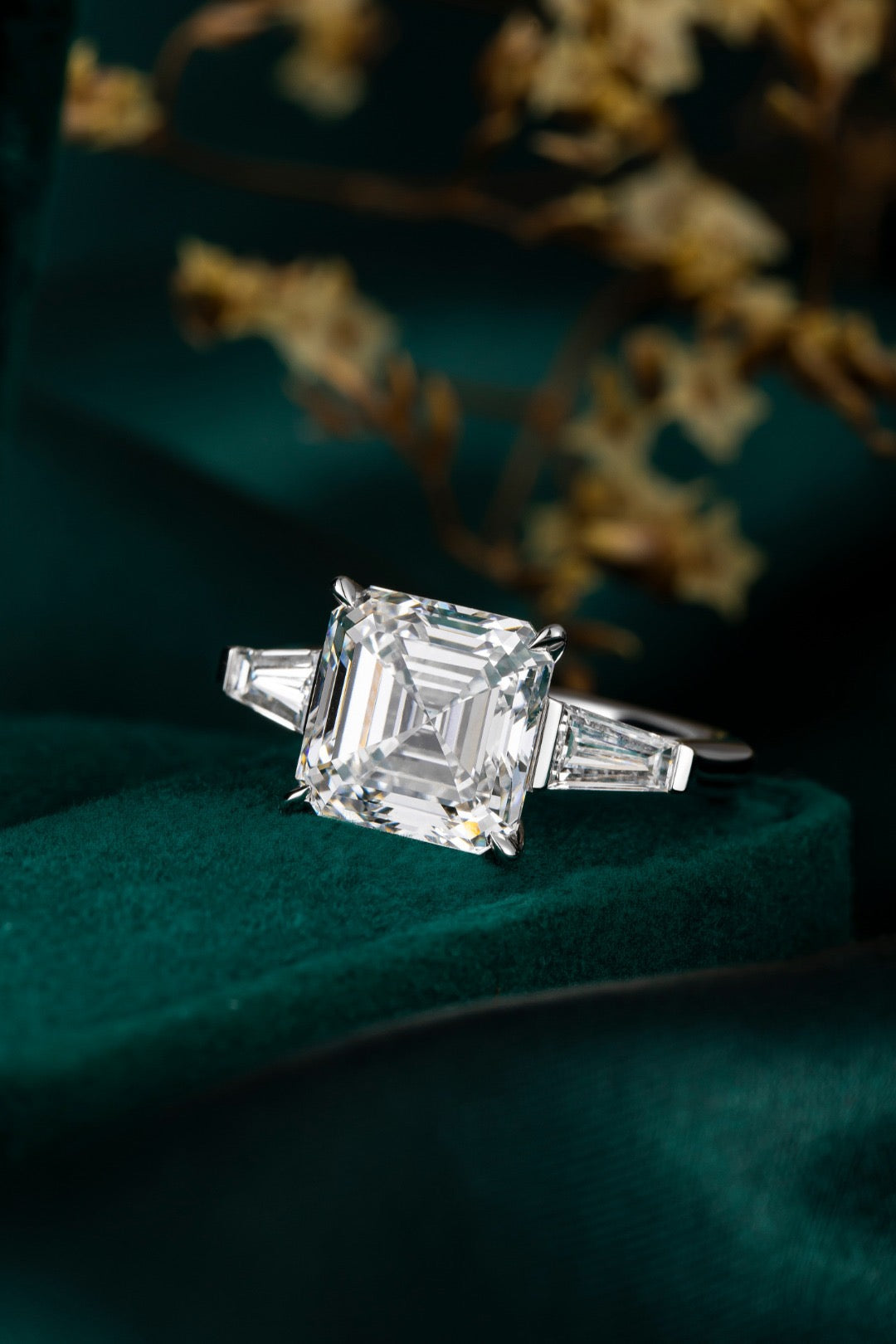 Pt900 Lab Grown Diamond Ring 5.0CT