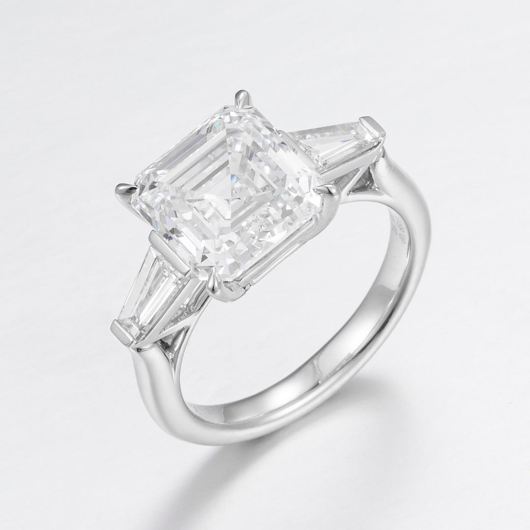 Pt900 Lab Grown Diamond Ring 5.0CT
