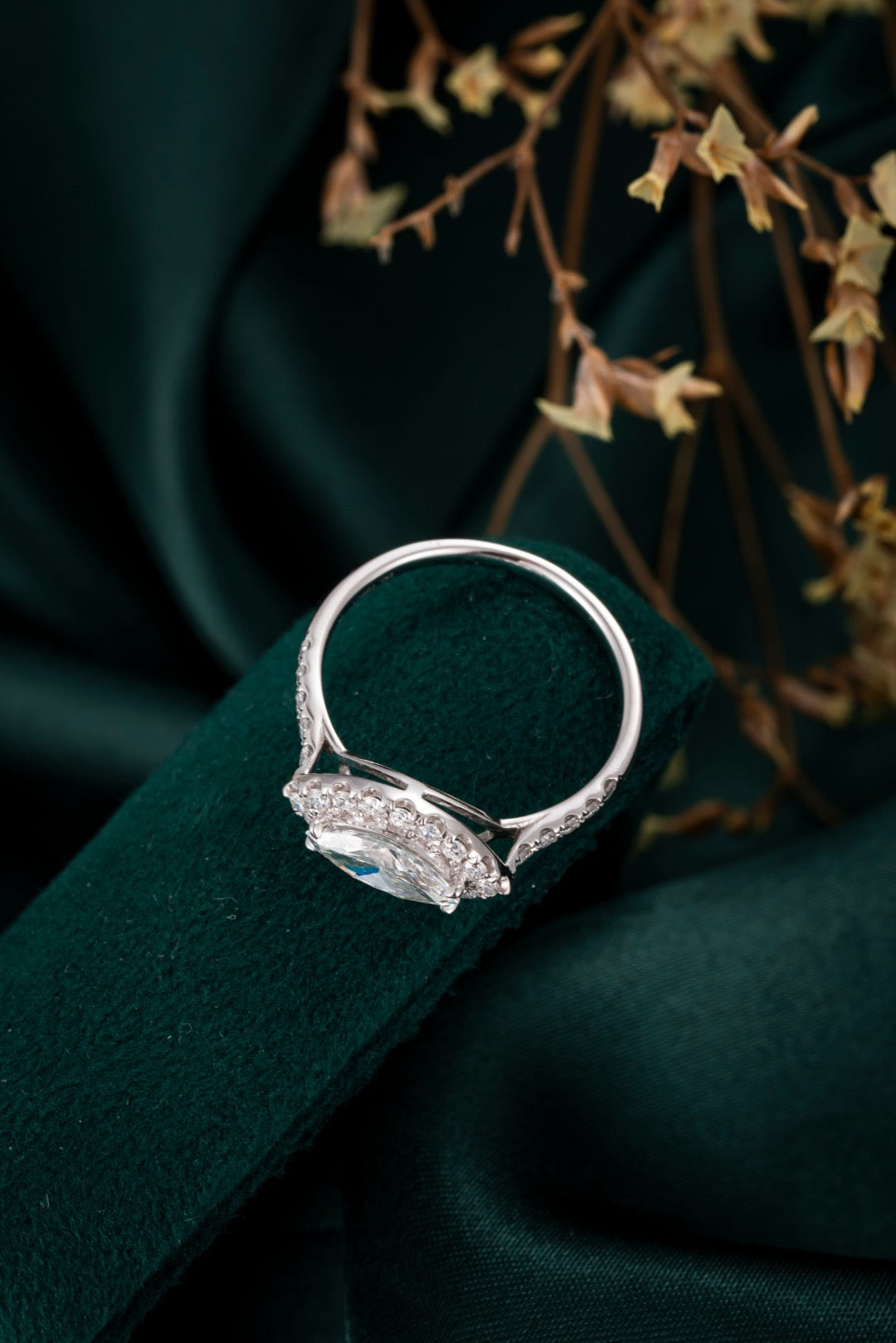 Burton Jewelry - Pt900 Lab Grown Diamond Ring