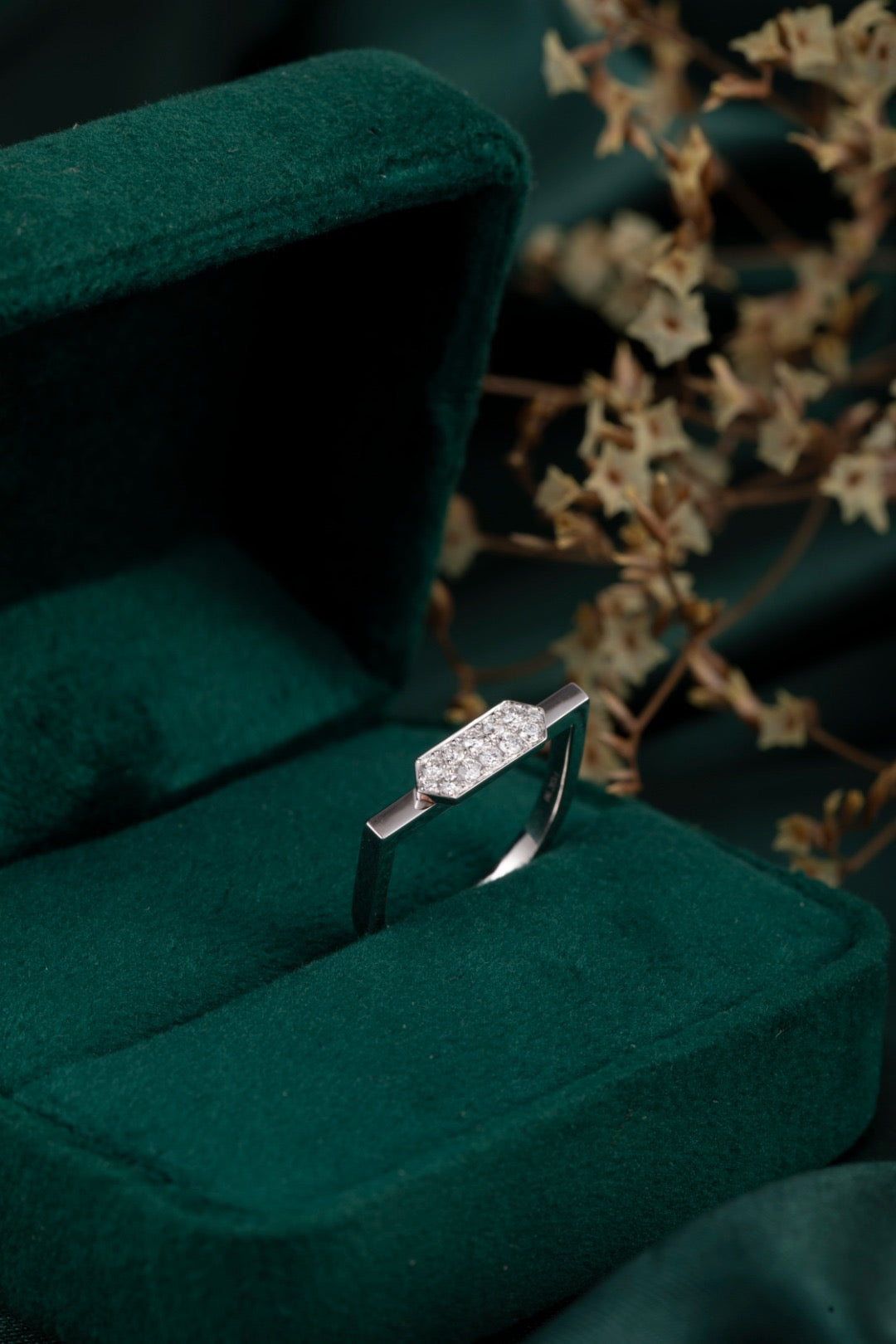 Burton Jewelry - Pt900 Lab Grown Diamond Ring