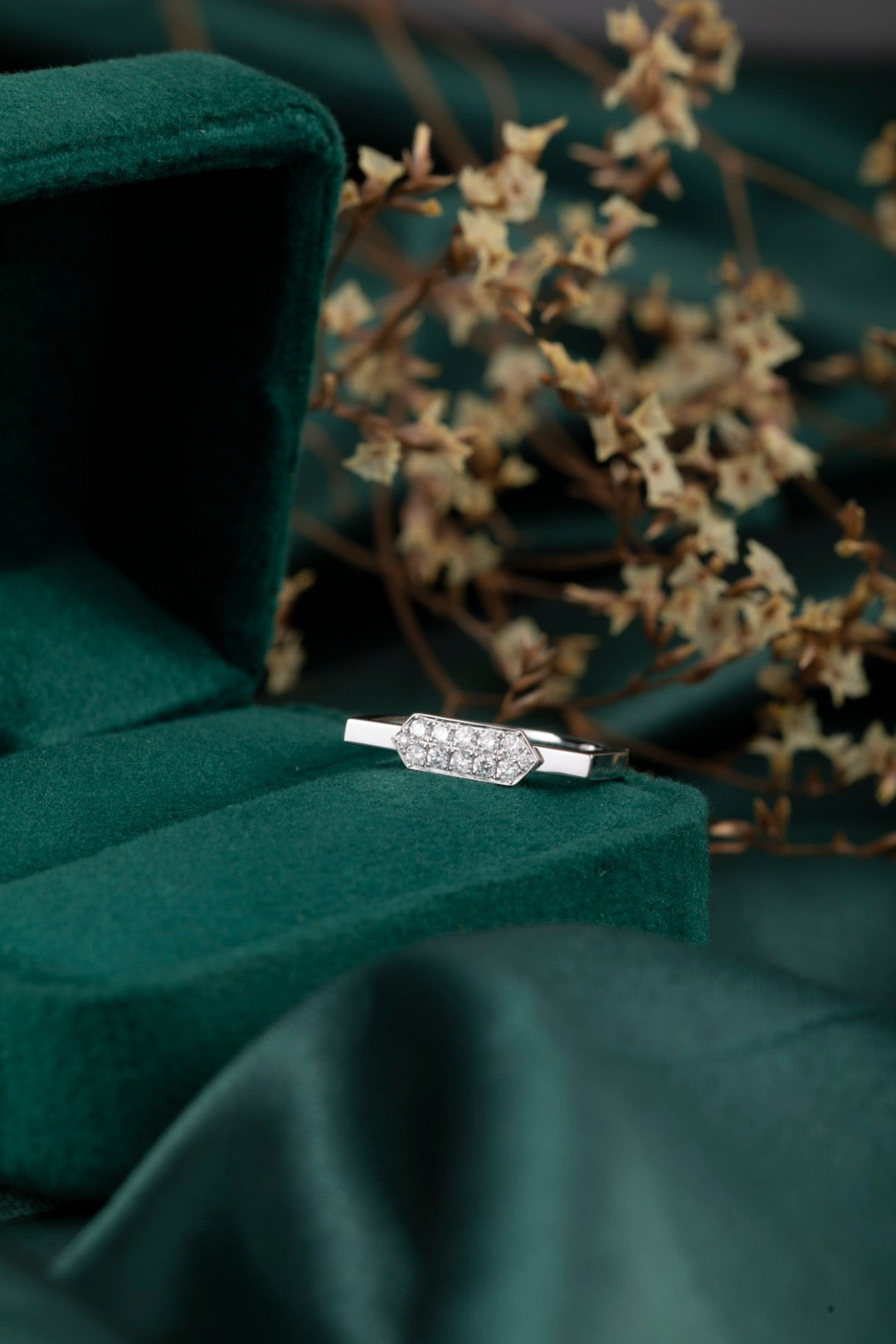Burton Jewelry - Pt900 Lab Grown Diamond Ring