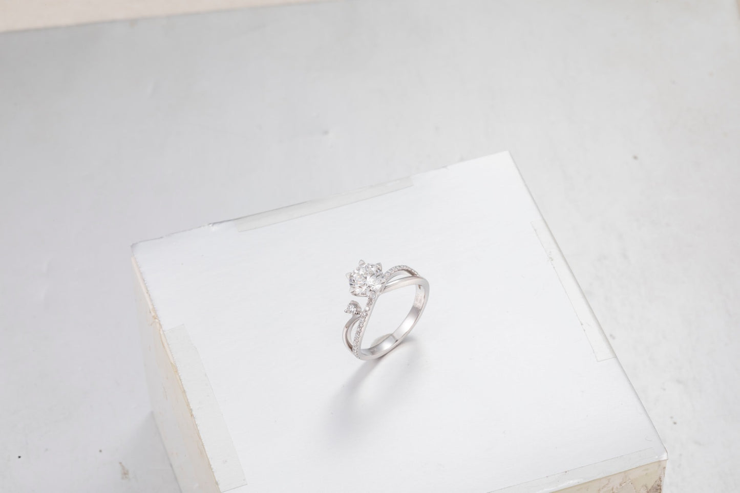Burton Jewelry - Pt900 Lab Grown Diamond Ring