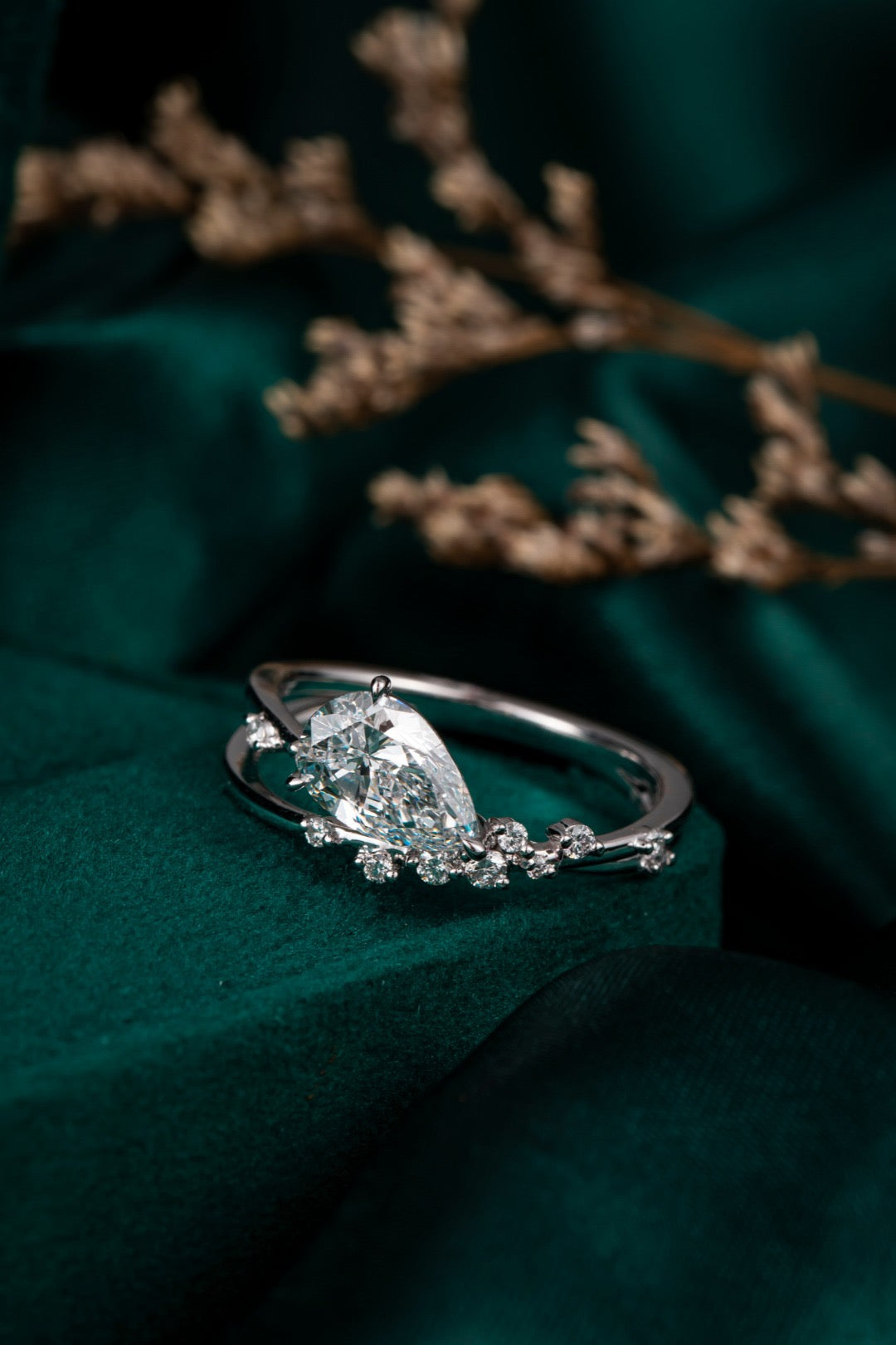 Burton Jewelry - Pt900 Lab Grown Diamond Ring