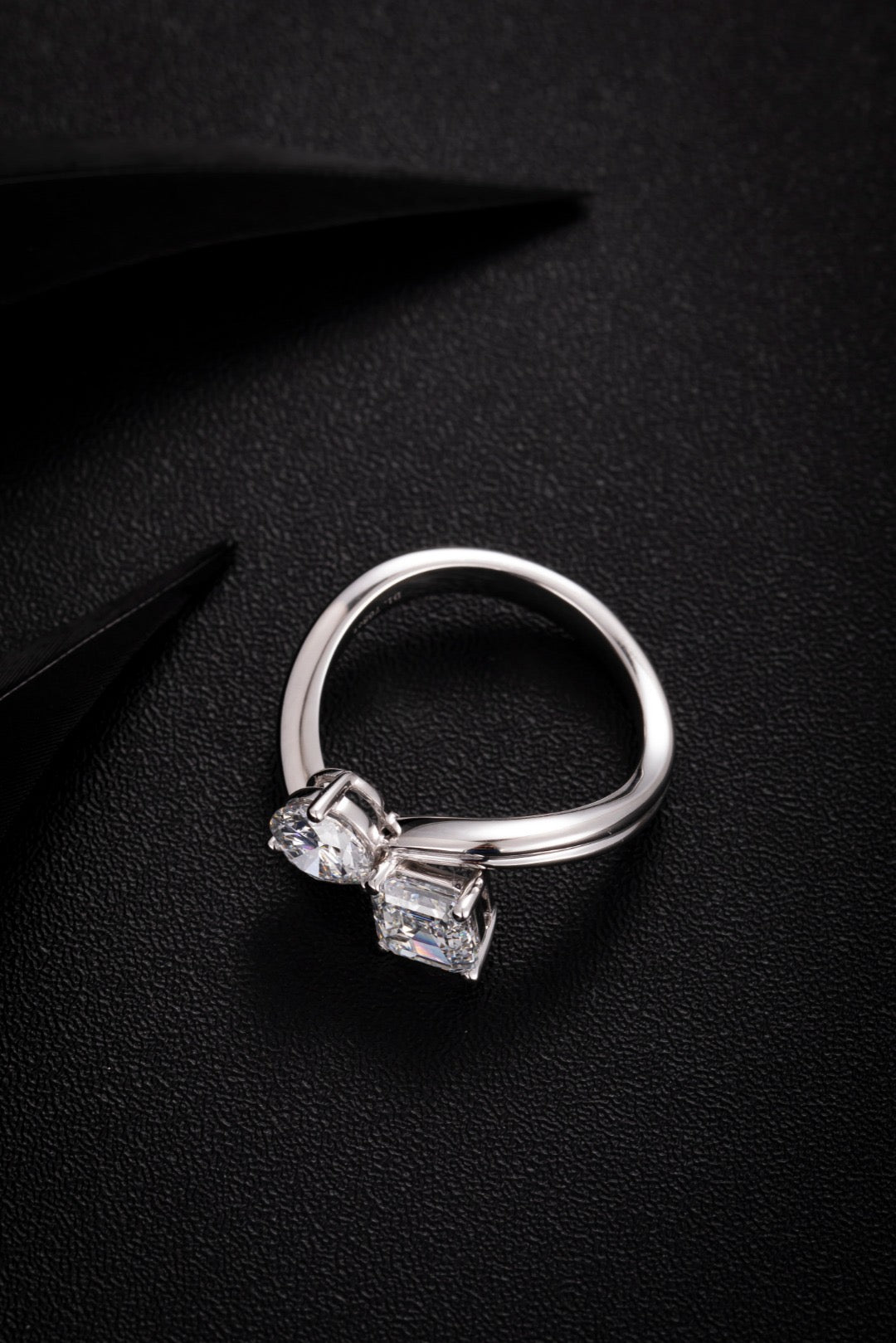 Burton Jewelry - Ring 1.0ct Asscher Cut Engagement Rings - Lab Grown Diamond - Pt900 - Two Stone Wedding Rings for Her - Ideal Proposal or Anniversary Gifts