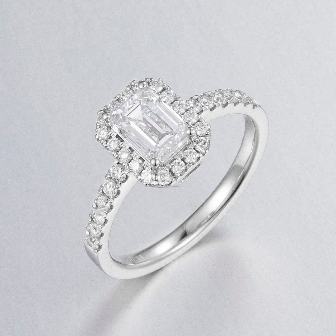 Pt900 Lab Grown Diamond Ring