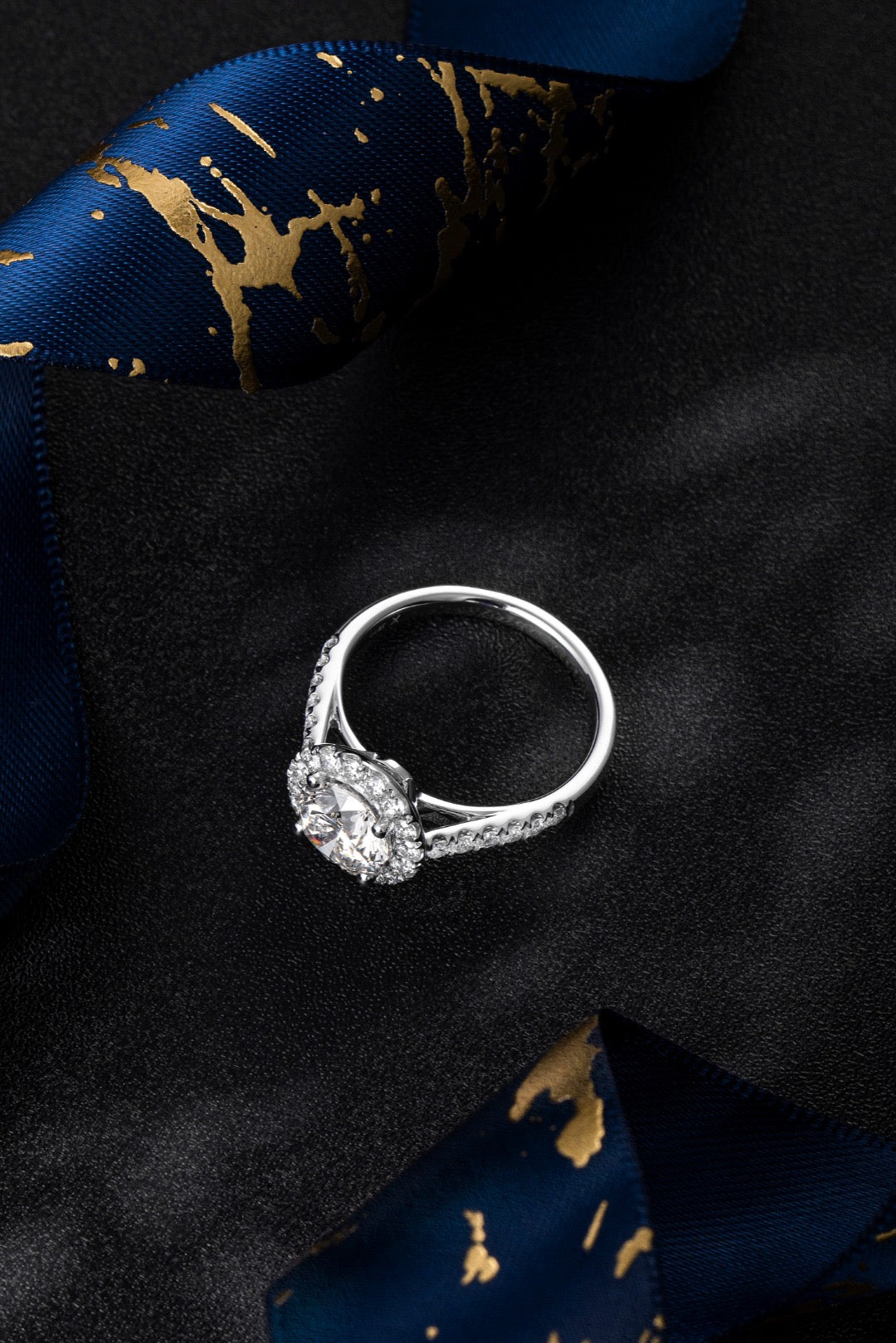 18K Lab Grown Diamond Ring