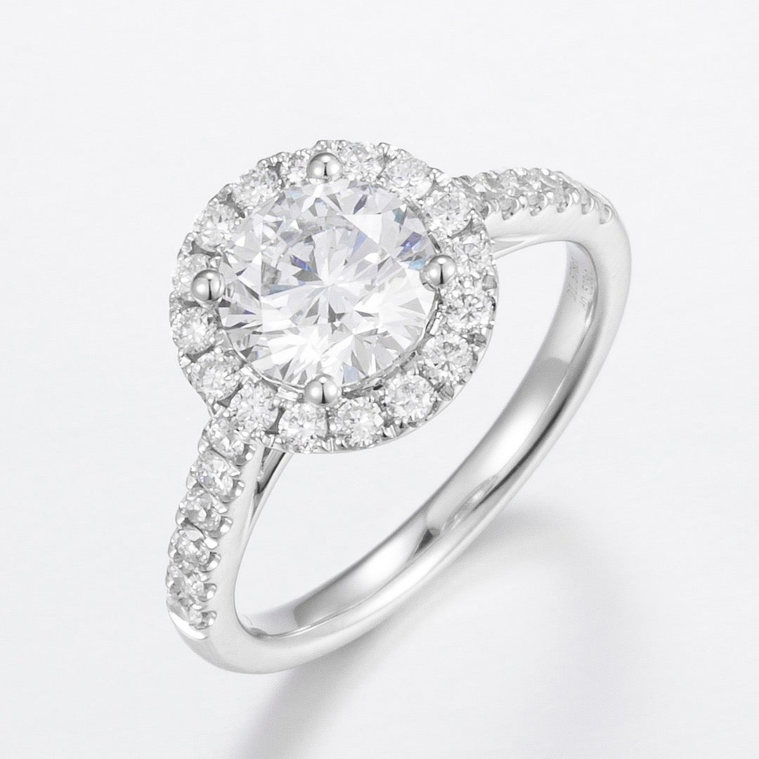 18K Lab Grown Diamond Ring