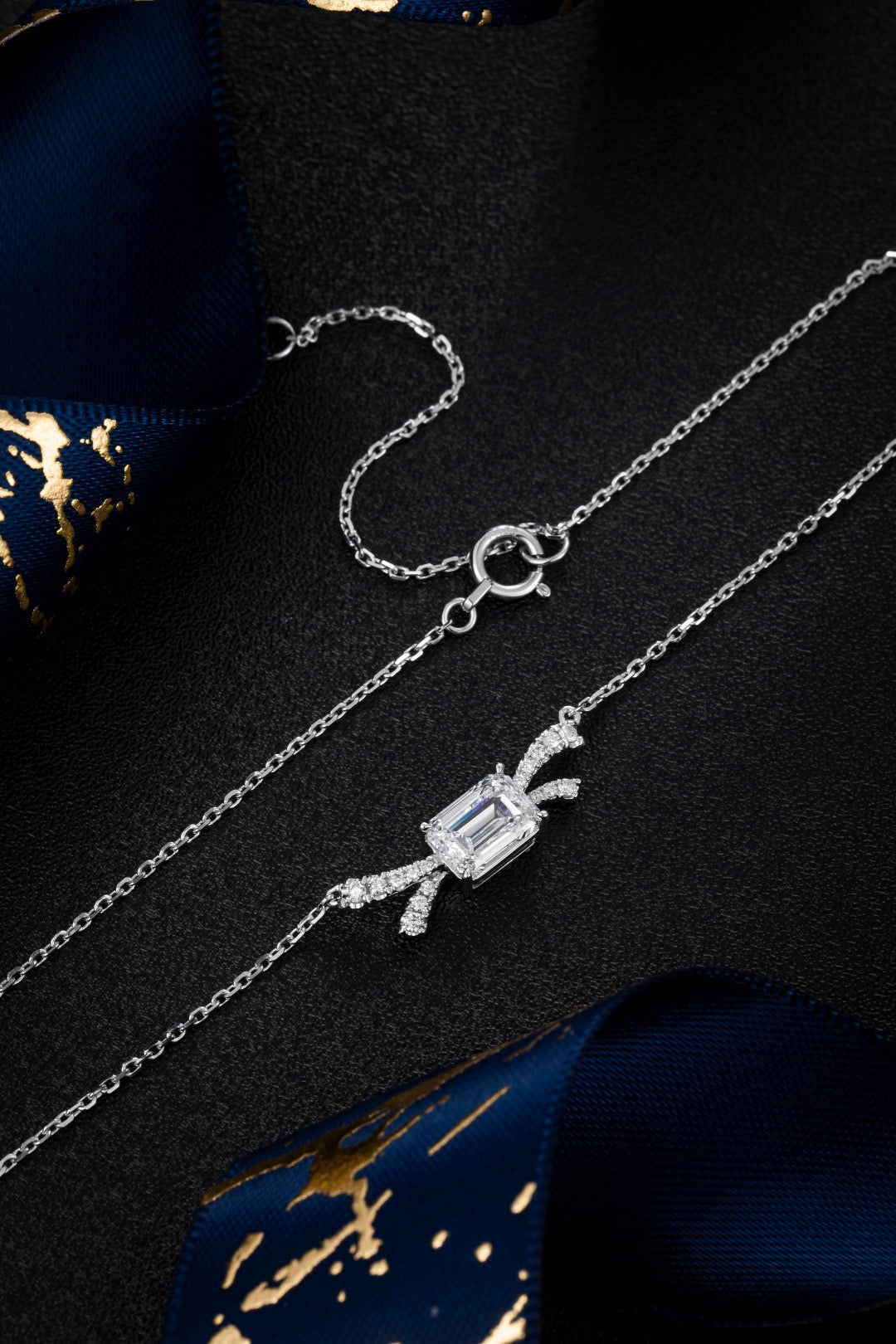 Pt900 Lab Grown Diamond Necklace