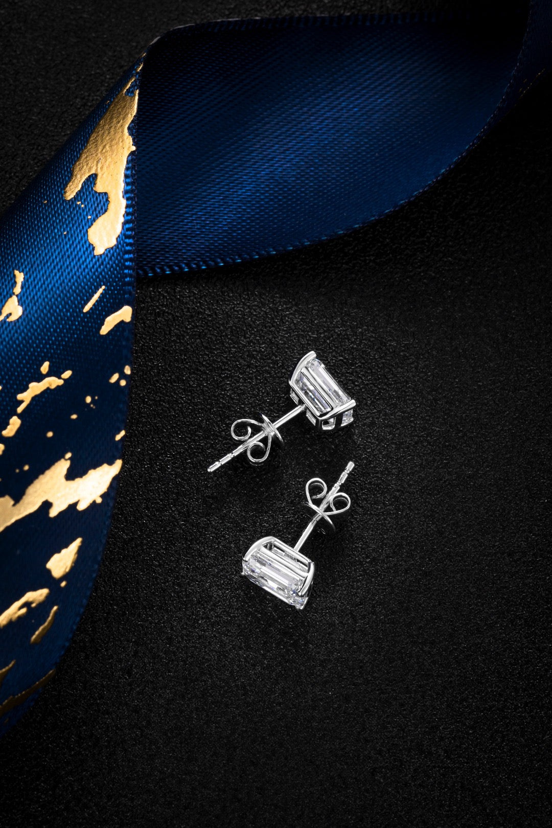 Pt900 Lab Grown Diamond Earrings