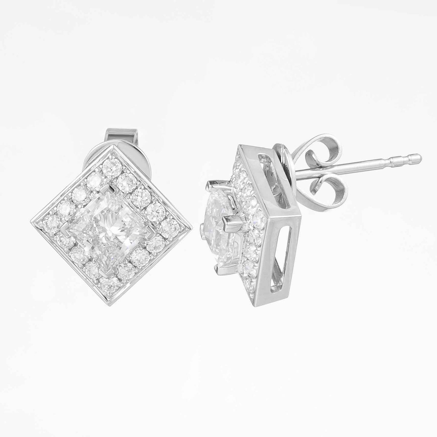 18K Lab Grown Diamond Earrings