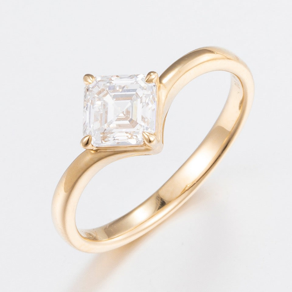 14K Lab Grown Diamond Ring