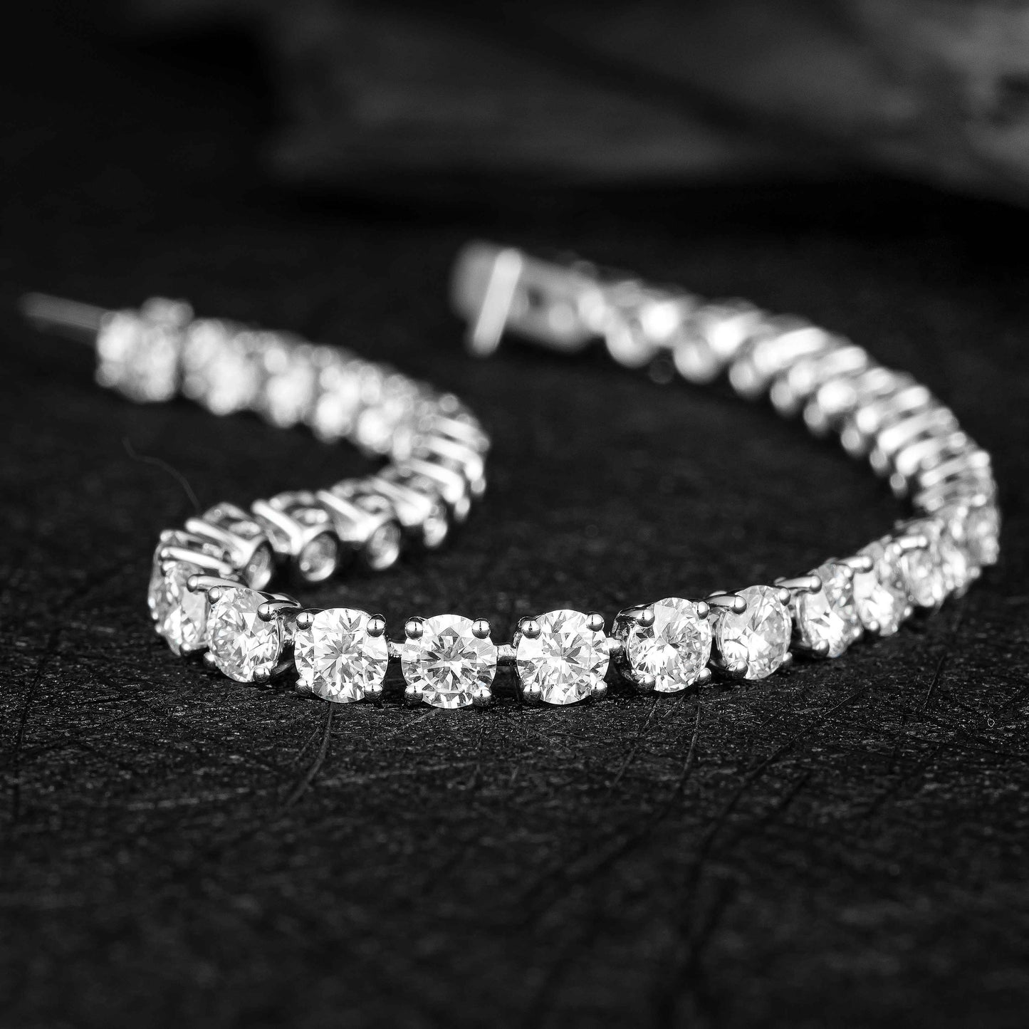 Burton Jewelry - 18K Lab Grown Diamond Bracelet