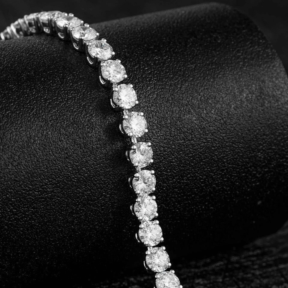 Burton Jewelry - 18K Lab Grown Diamond Bracelet