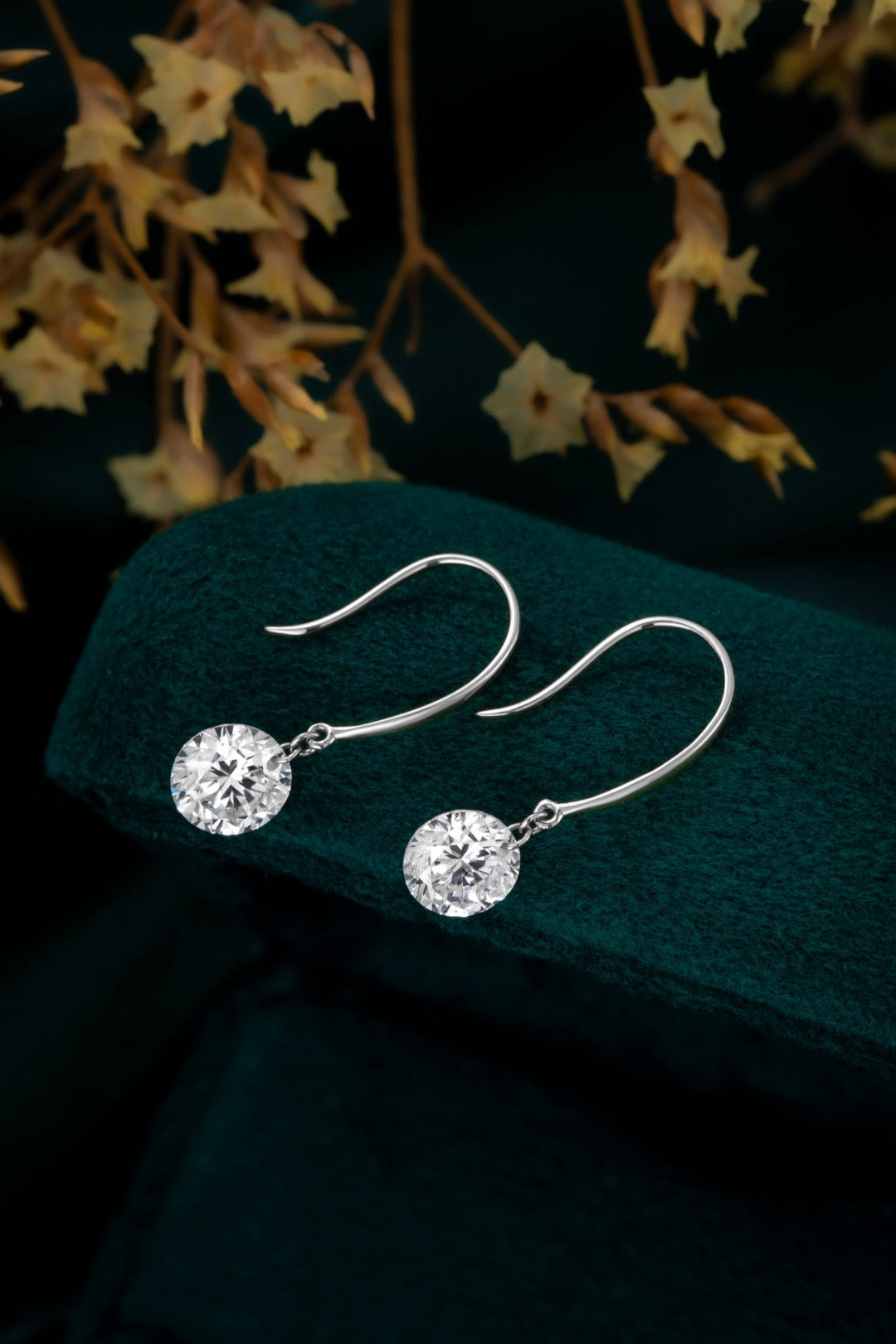18K Lab Grown diamond Earrins