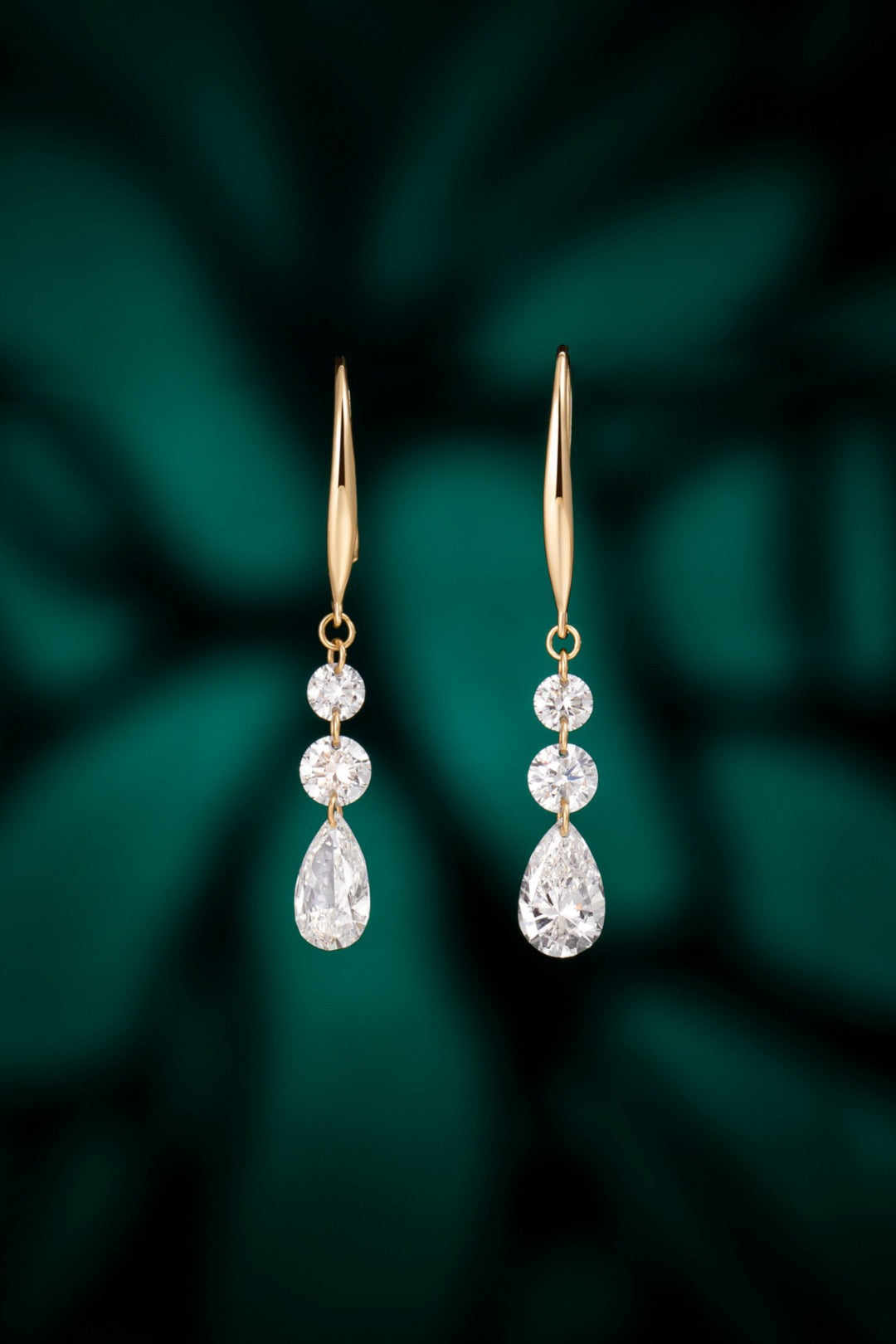 18K Lab Grown Diamond Earrings