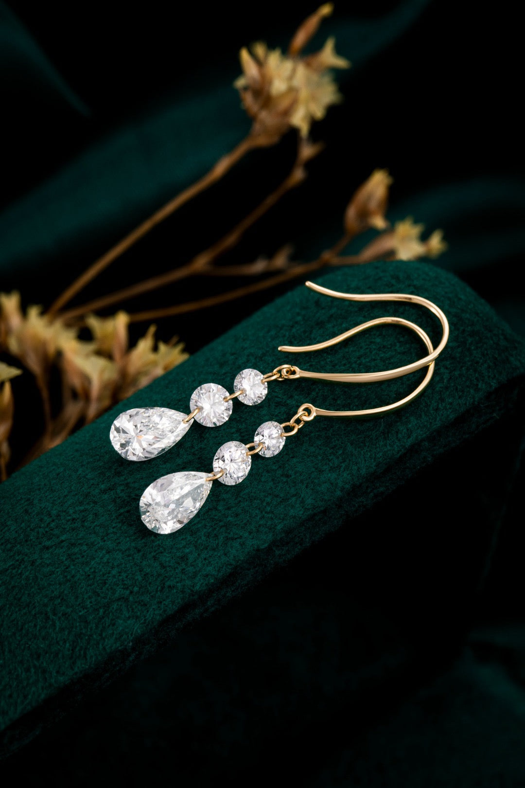 18K Lab Grown Diamond Earrings