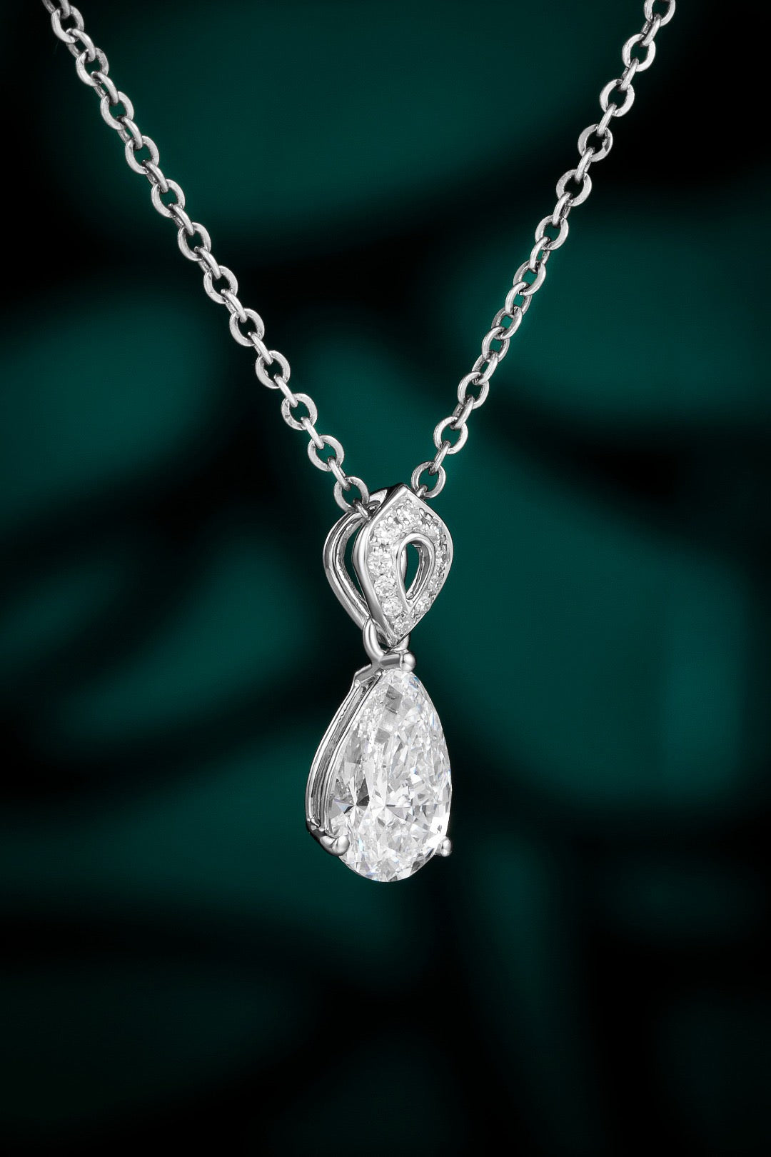 Pt900 Lab Grown Diamond Pendant