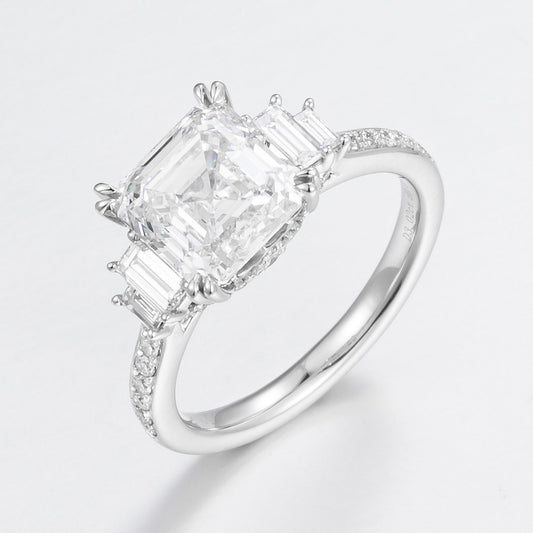 Pt900 Lab Grown Diamond Ring