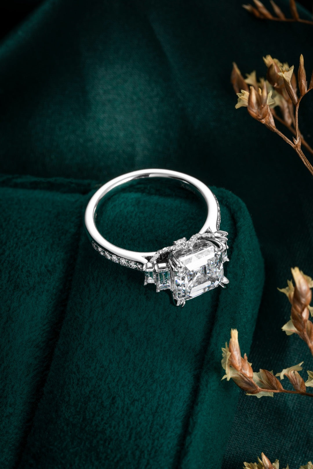Pt900 Lab Grown Diamond Ring