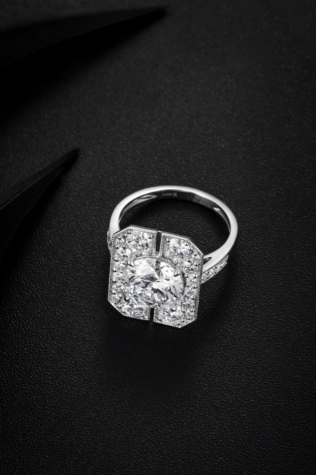 Pt900 Lab Grown Diamond Ring