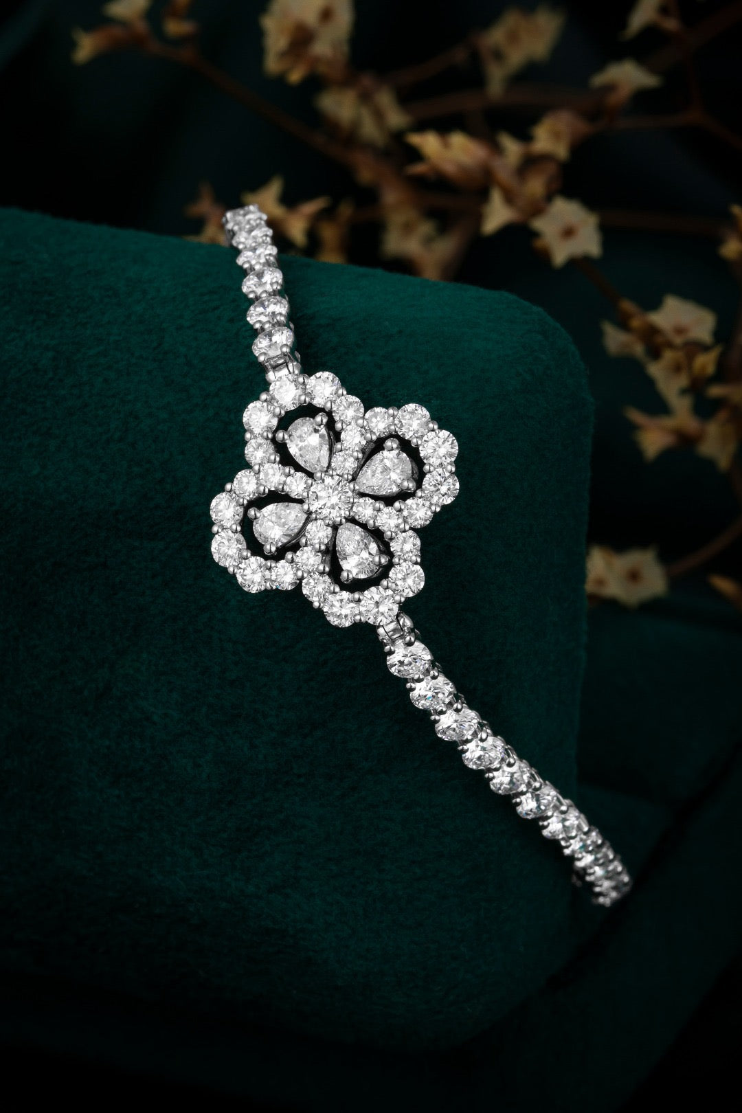 Pt900 Lab Grown Diamond Bracelet