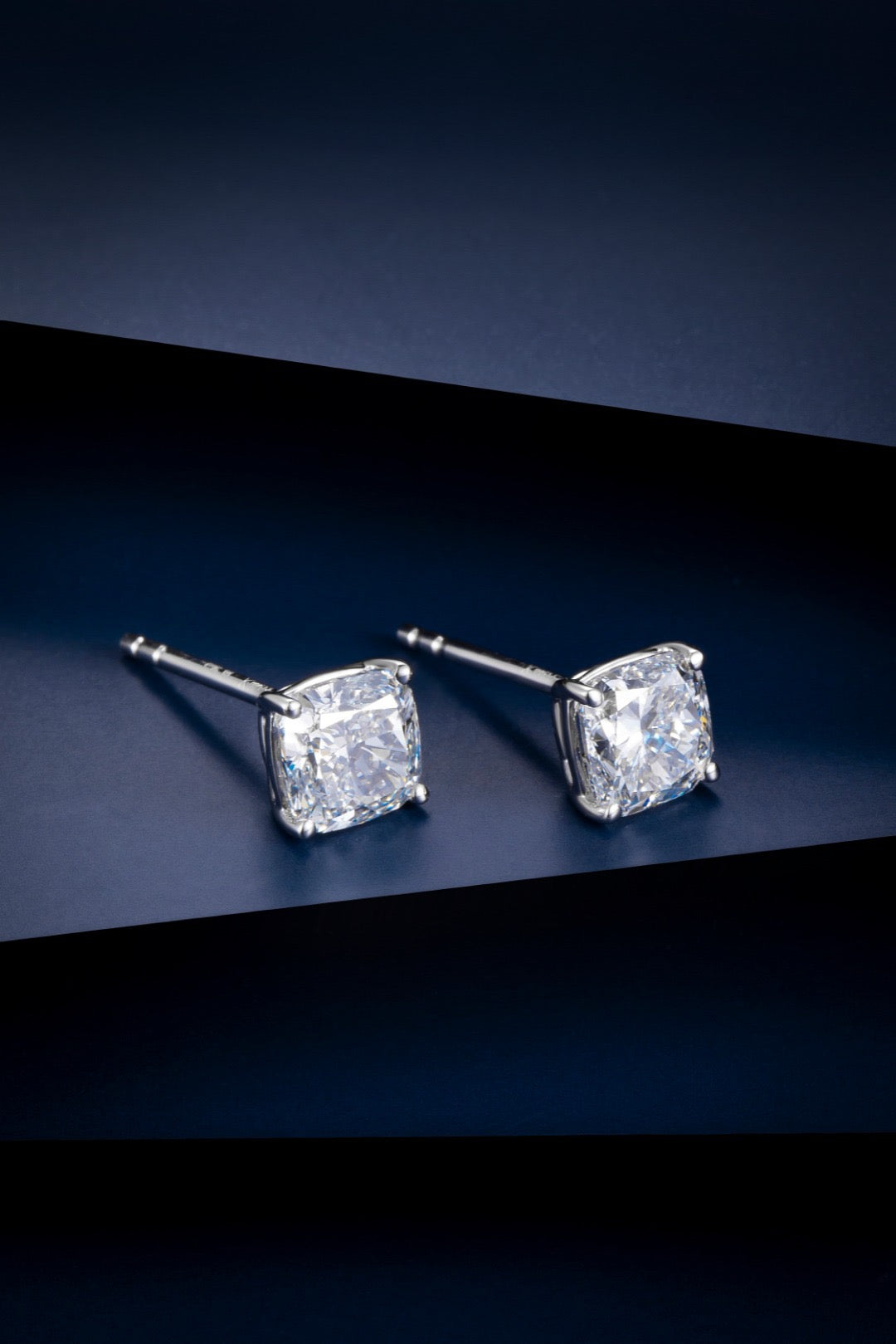 Pt900 Lab Grown Diamond Earrings