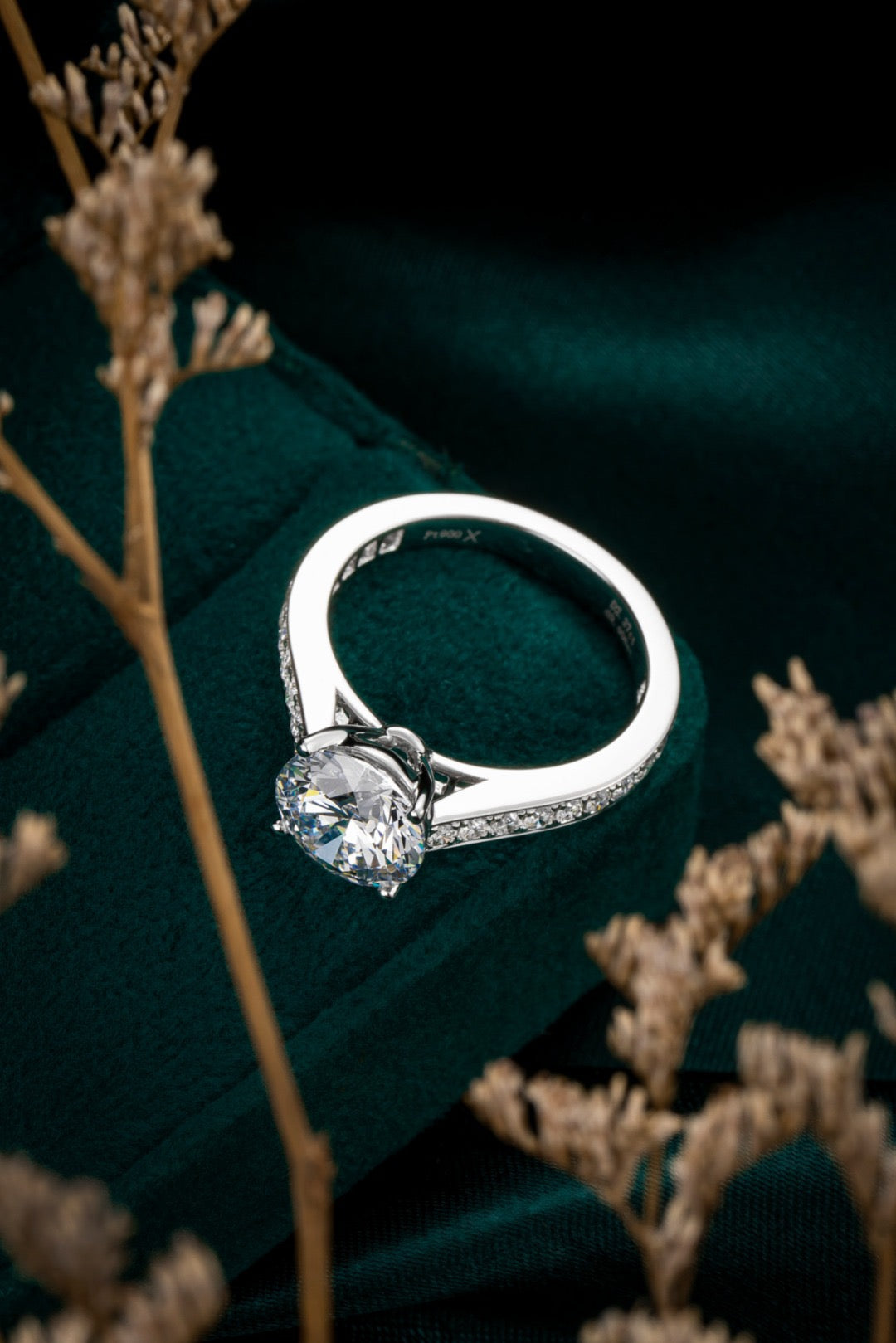 Pt900 Lab Grown Diamond Ring