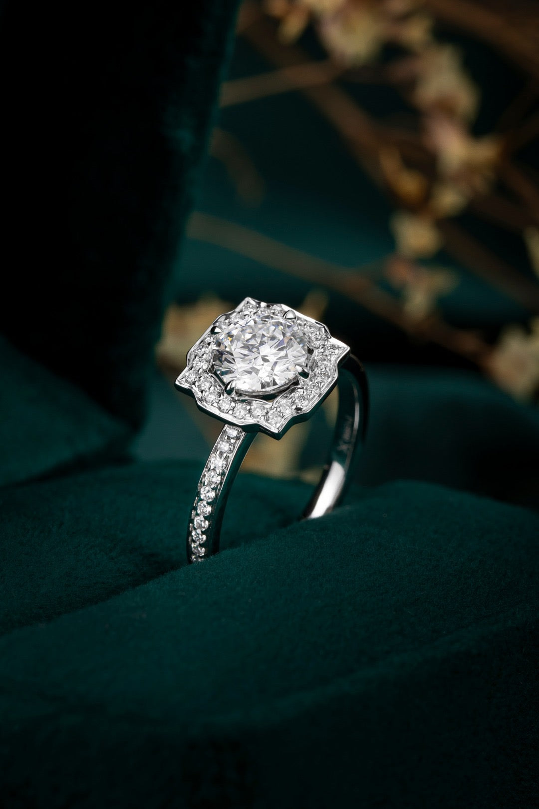 Pt900 Lab Grown Diamond Ring