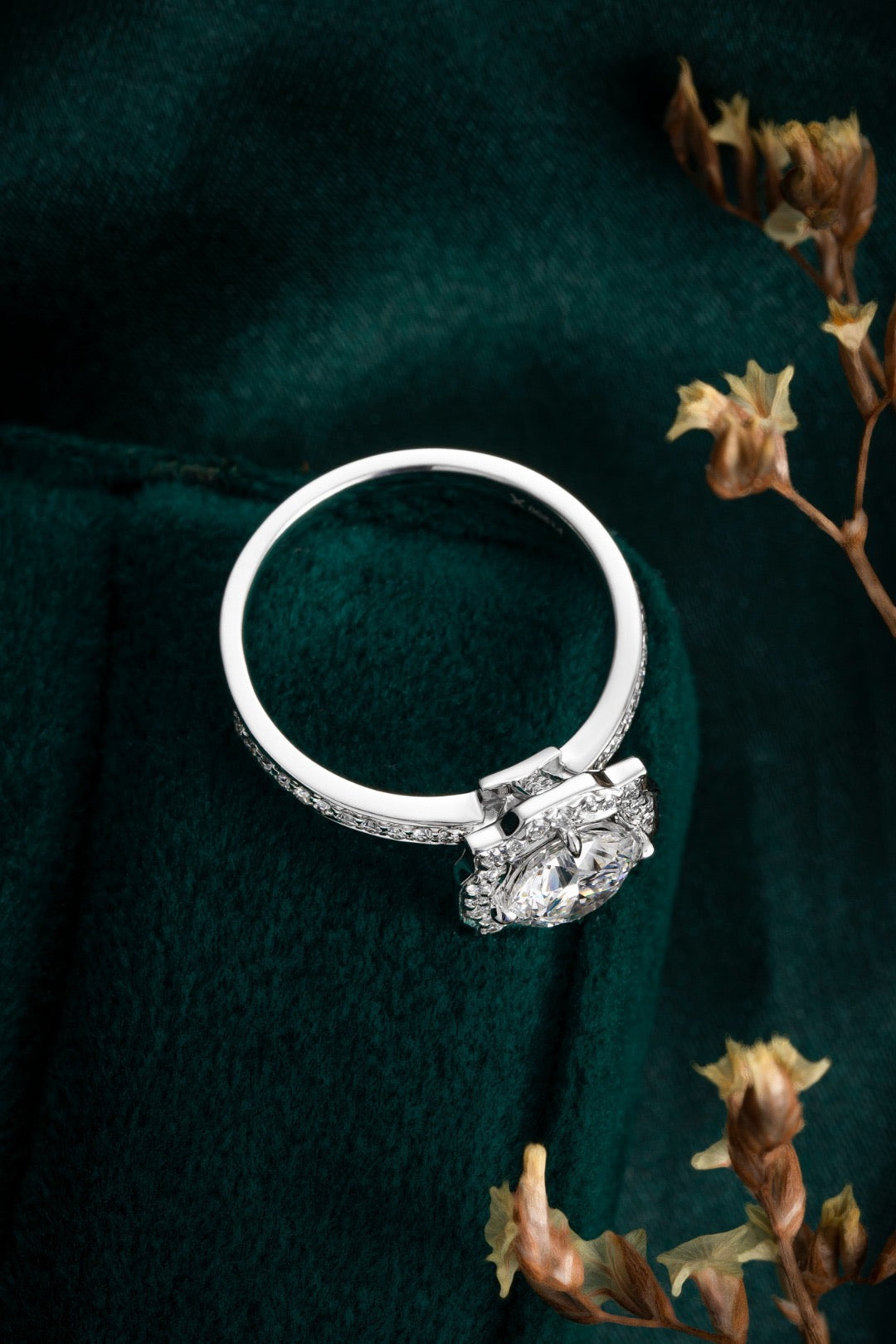 Pt900 Lab Grown Diamond Ring