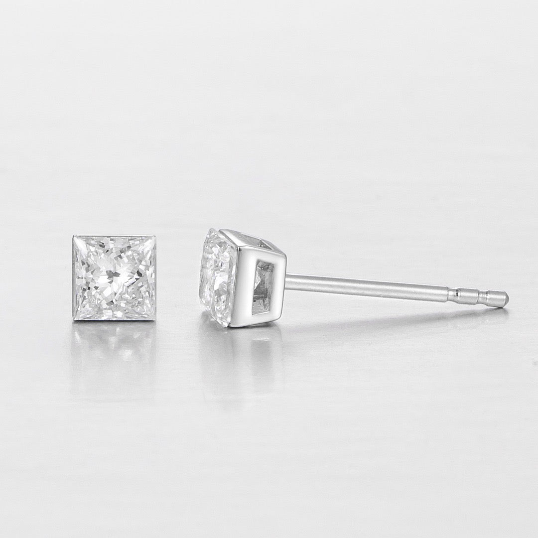 Pt950 Lab Grown Diamond Earrings