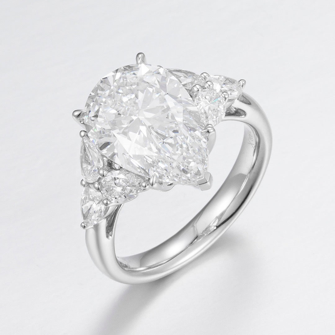 Pt900 Lab Grown Diamond Ring 5.0CT