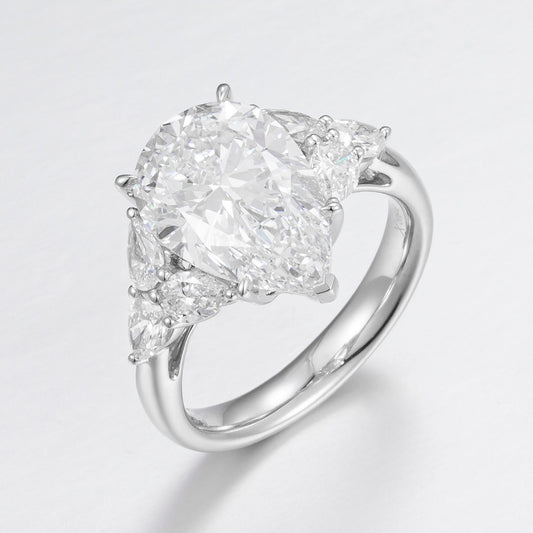 Pt900 Lab Grown Diamond Ring 5.0CT